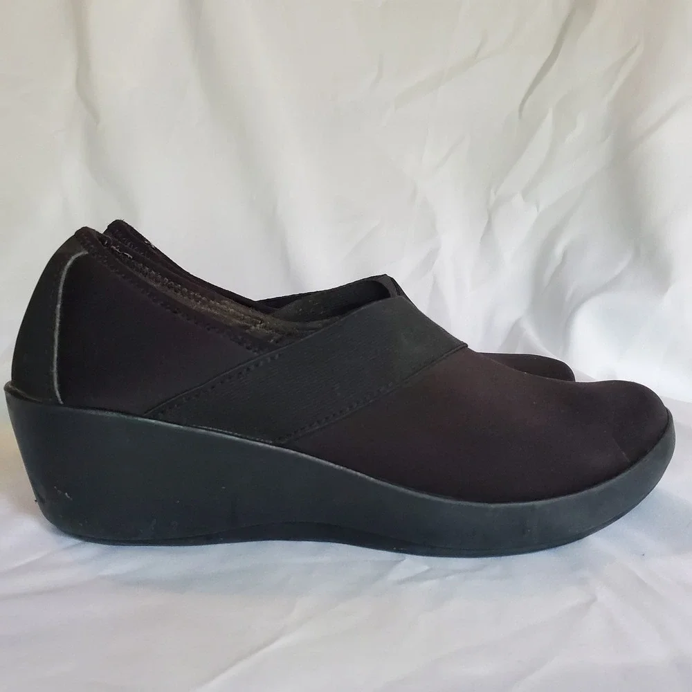 Crocs Dual Comfort Busy Day Loafers Stretch Wedge Shoes Black 202852 Women's 8‎
